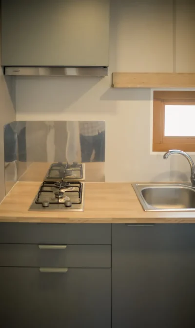 Cocina moderna con estufa